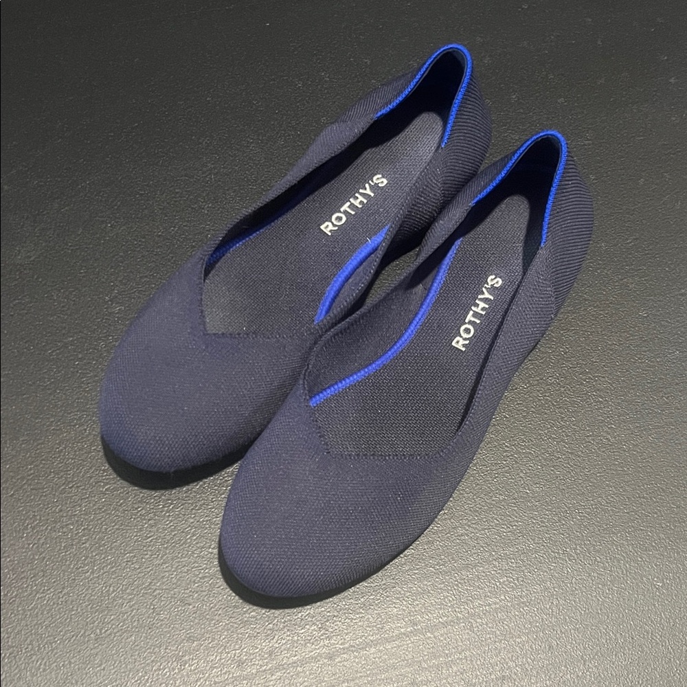 Rothy's Navy Pointed V‑Cut Knit Flats